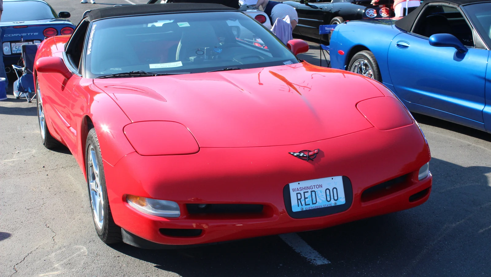 Corvette Generations/C5/C5 2000 Red LF.webp